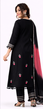 Black Embroidered Kurta Set for Women with Pink Dupatta | Ethnic Party Wear Kurti Set - Image 3
